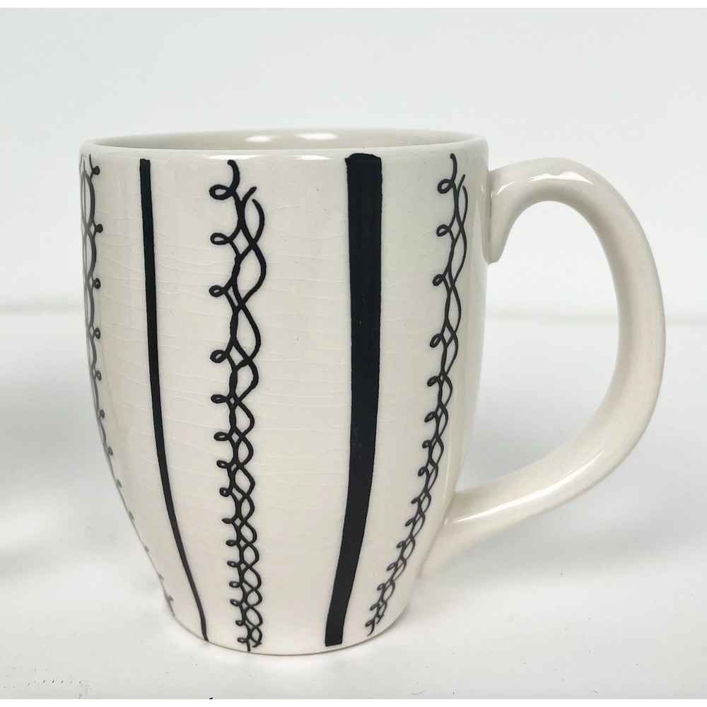 Pottery Barn Black & White Made in Brazil set of 5 Coffee Cup Mugs